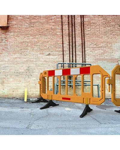 Barrier mobile white yellow - Buy in the online store.