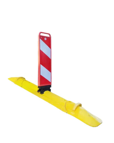 Yellow guide threshold made of PP with visual signs  - INCAPCORP