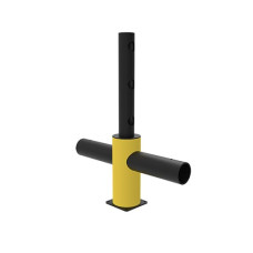 Traffic barrier centre post with safety railing, yellow-black