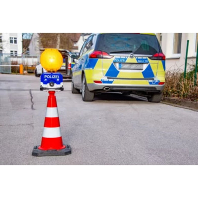 Leitkegel kaufen: Sicherheit durch zertifizierte Pylonen