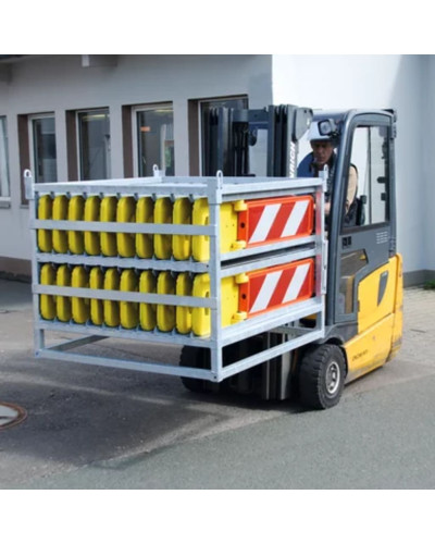 Transport and storage pallet for foldable barriers | Capacity: 20 pieces