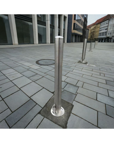 Stainless steel bollard Ø 89 mm removable for padlock, total height 1200 mm (approx. 900 mm above ground). Buy in the online store.