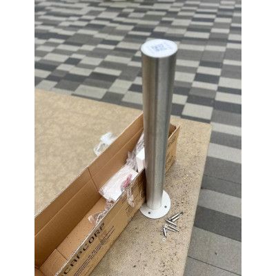 Kaufen Sie hochwertige Edelstahlpfosten mit Bodenplatte im Online-Shop INCAPCORP.de