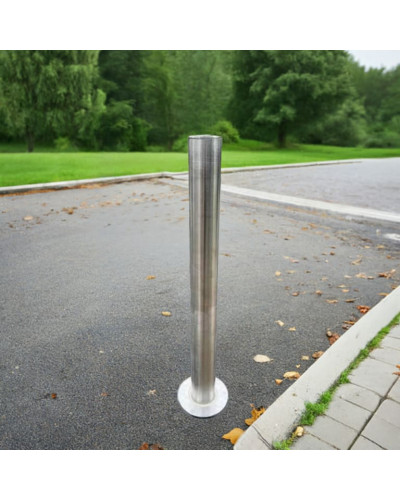 Stainless steel bollard Ø 89 mm, retractable with manual lifting/lowering, Triangular closure, 900 mm above ground. Buy in the online store.