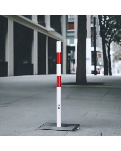 Barrier post made of steel, for setting in concrete, with 2 red reflective foils. Buy in the online shop.