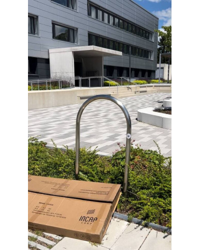 Bicycle support bracket single parker Ø 48 x 2.0 mm made of stainless steel for setting in concrete. Buy in the online store