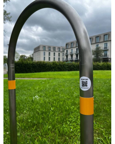 Bicycle support bracket single parker Ø 48 x 2.0 mm made of stainless steel for setting in concrete. Buy in the online store