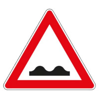 Traffic Sign VZ 112 | Uneven Road Surface