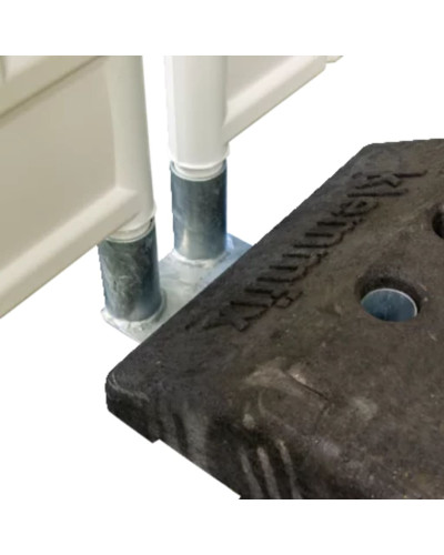 Adapter für Fußplatten mit sicherer Befestigung für Verkehrszeichen